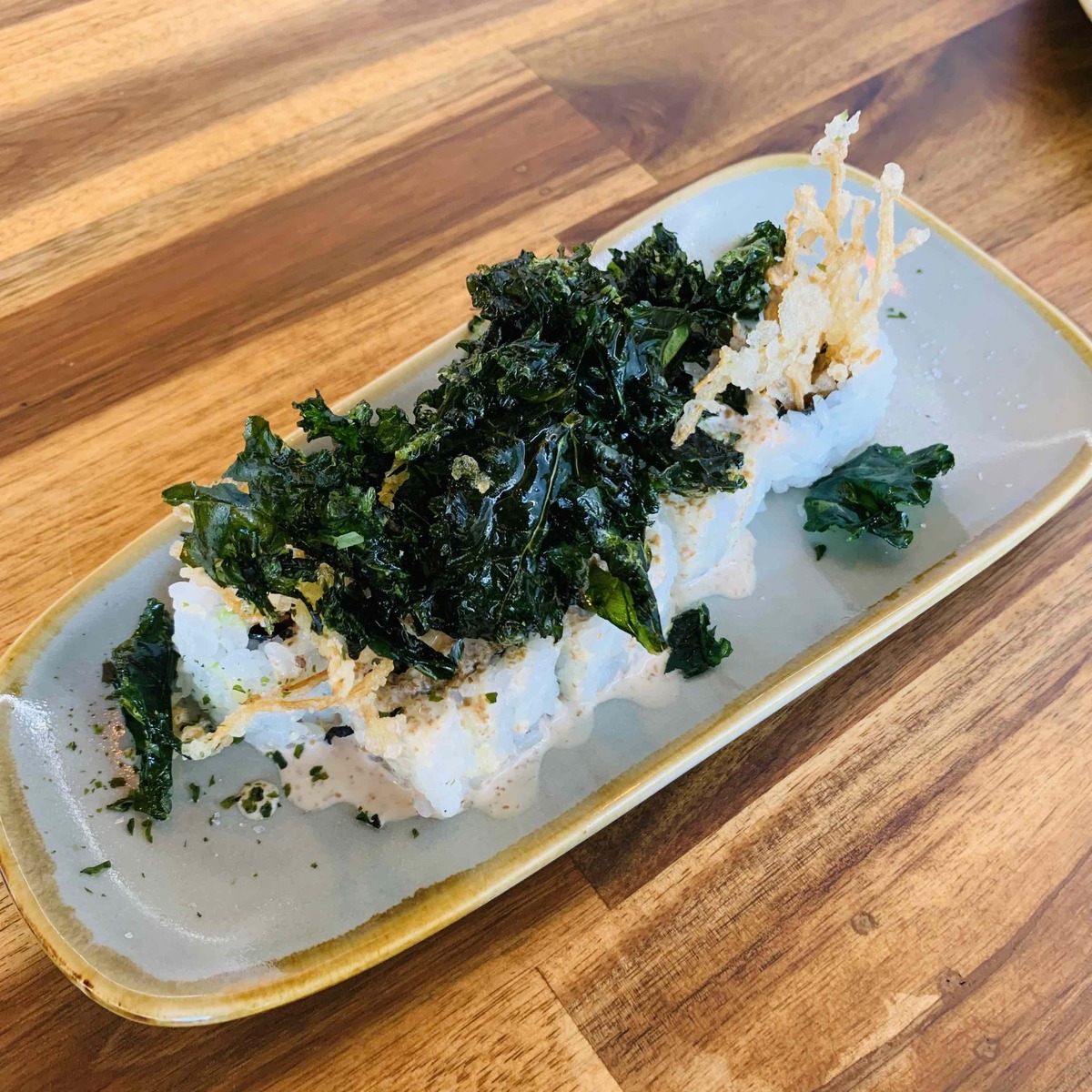 Enoki mushroom Roll